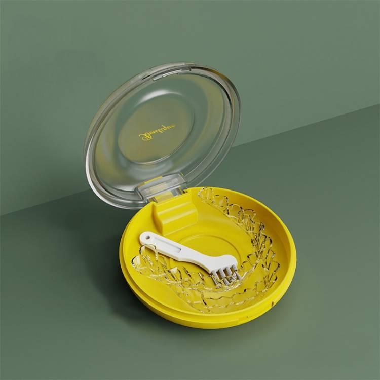Household denture and braces box, orthodontic appliance storage box