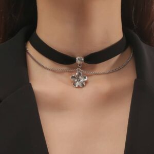 Punk style retro velvet collarbone chain metal rock necklace
